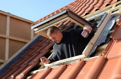 Pose de fenêtres de toit Velux à Gueutteville